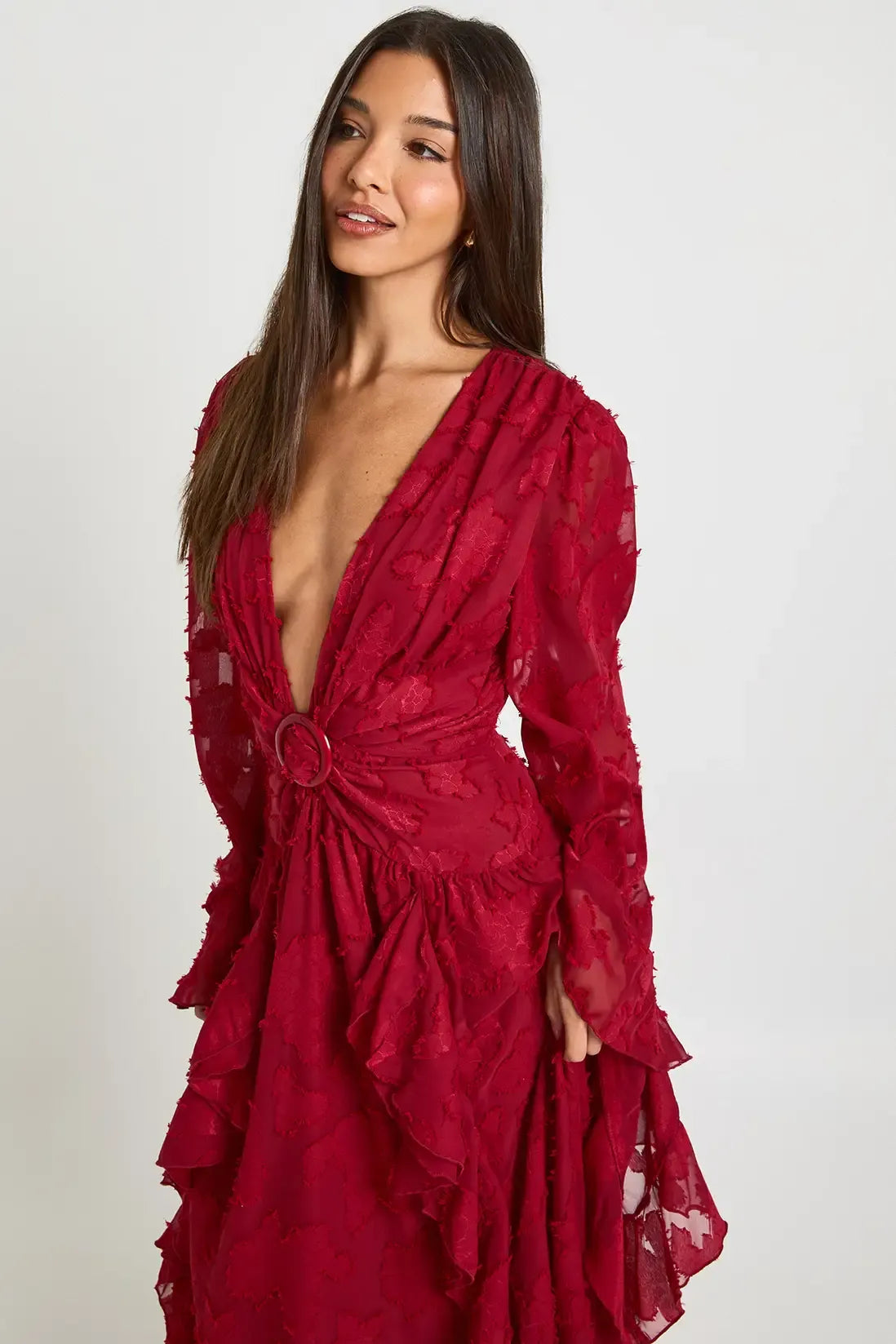Robe Longue Texturée avec Fente Cuisse et Découpes