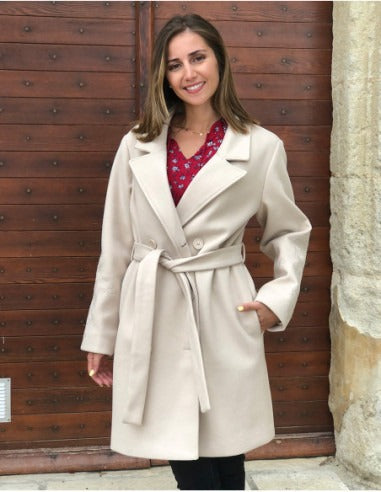 Manteau long uni chic brodé